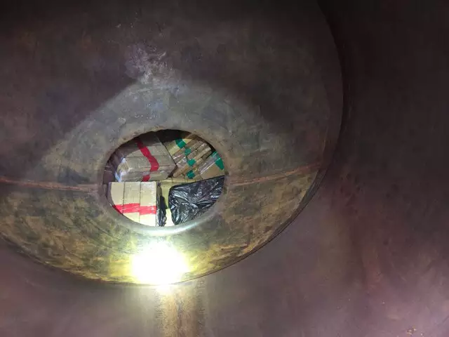 Com apoio de helicóptero, PRF intercepta carreta com 4 toneladas de maconha