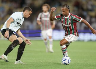 Category "Esportes" com ad especifico contratado