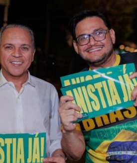 Coronel David mobiliza apoiadores da direita em Campo Grande e convoca buzinaço na Praça do Rádio Clube neste domingo Coronel David mobiliza apoiadores da direita em Campo Grande e convoca buzinaço na Praça do Rádio Clube neste domingo