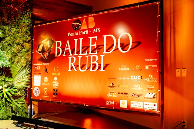 Sucesso absoluto marca o 1º Baile do Rubi em Ponta Porã Sucesso absoluto marca o 1º Baile do Rubi em Ponta Porã