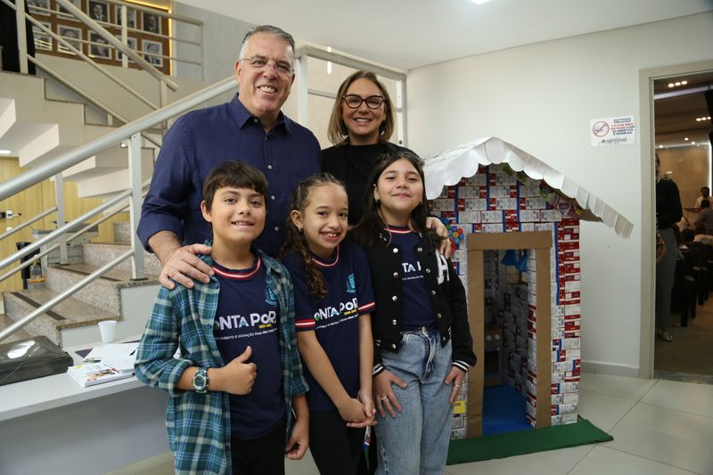 Ponta Porã: Escola Municipal Prefeito Adê Marques vence concurso do Brinquedo Sustentável