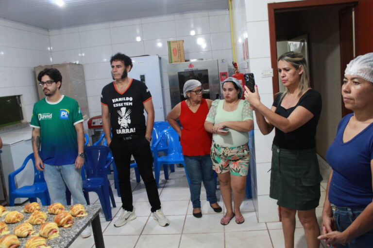 Curso de panificação e salgados forma novas empreendedoras no Coophavila II