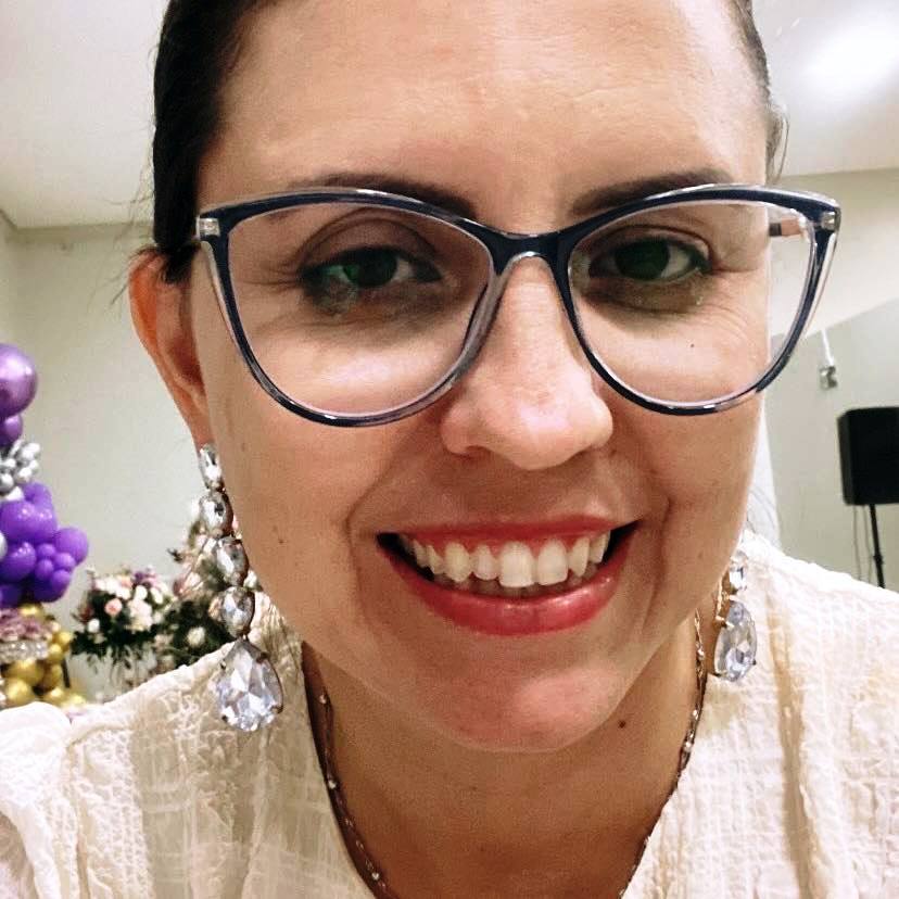 Confira os aniversariantes desse dia 21/08/25, por Dora Nunes