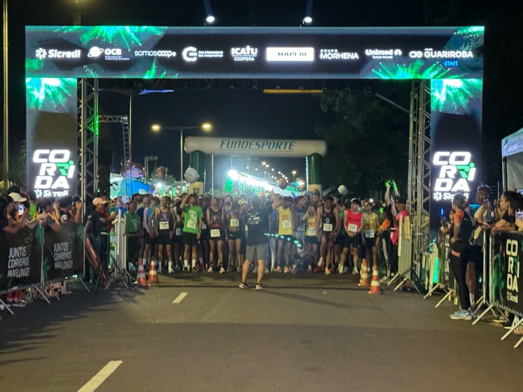 1ª Corrida Sicredi tem pedido de casamento e reúne cerca de 2.000 pessoas, marcando a história de Campo Grande 1ª Corrida Sicredi tem pedido de casamento e reúne cerca de 2.000 pessoas, marcando a história de Campo Grande