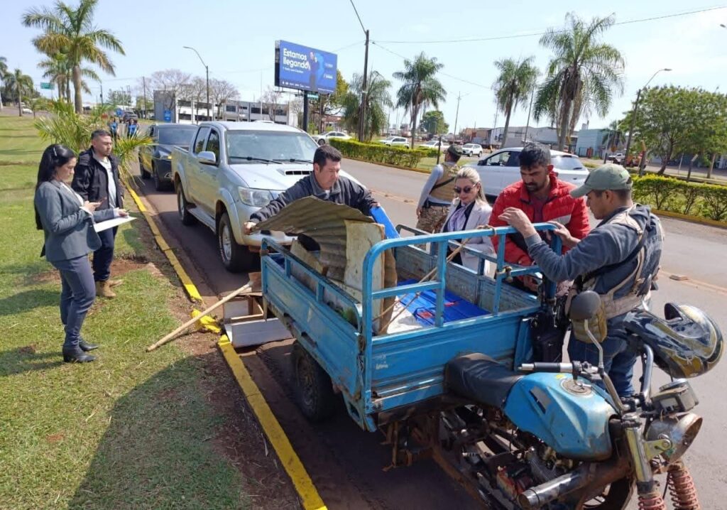Polícia de Pedro Juan Caballero apreende moto-cargo com 100 kg de maconha
