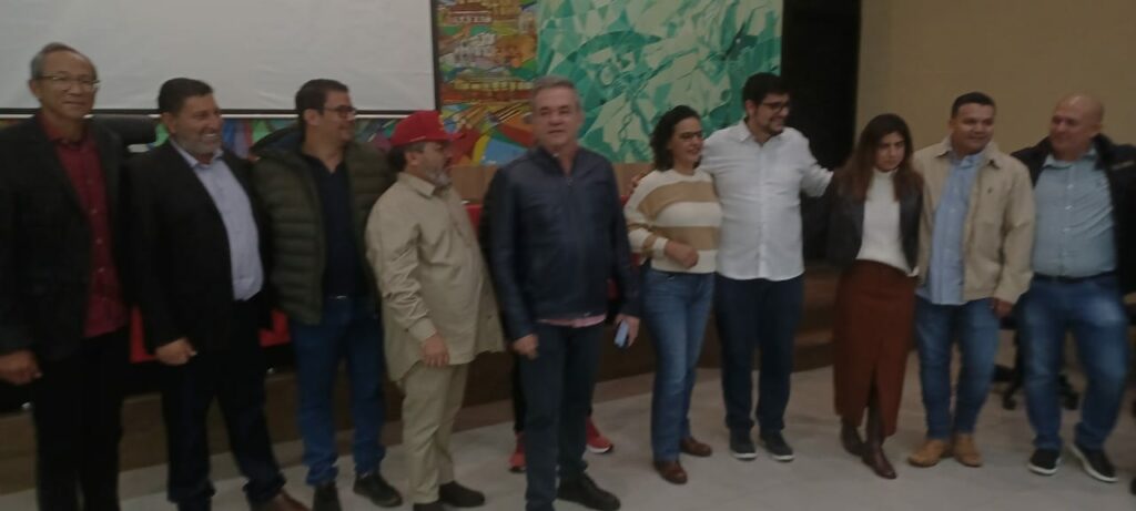 Ponta Porã: Encontro do PT consolida nome de Carlos Bernardo para a Câmara Federal Ponta Porã: Encontro do PT consolida nome de Carlos Bernardo para a Câmara Federal