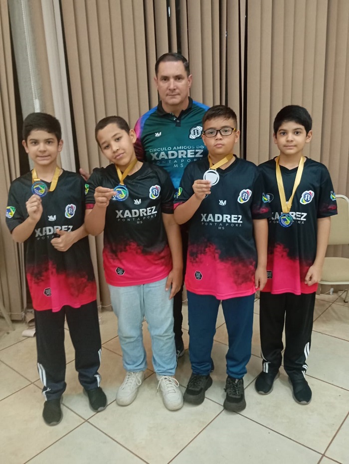 Equipe de Ponta Porã conquista seis pódios na 2ª etapa do Circuito Estadual de Xadrez Escolar