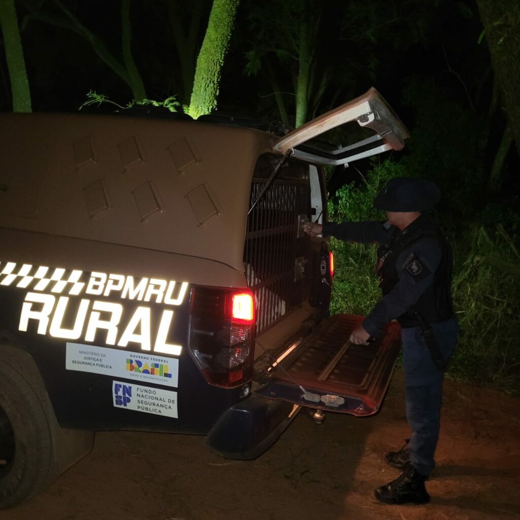 Ação rápida da equipe do BPM Rural resulta na apreensão de menor infrator e na recuperação de animal de esporte Ação rápida da equipe do BPM Rural resulta na apreensão de menor infrator e na recuperação de animal de esporte