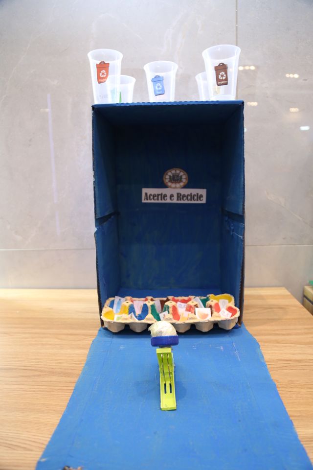 Ponta Porã: Escola Municipal Prefeito Adê Marques vence concurso do Brinquedo Sustentável