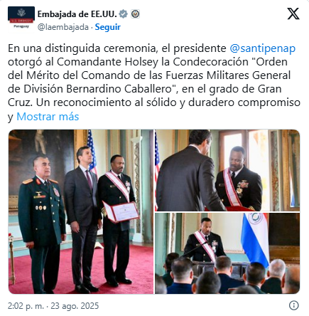 Peña concede más alta condecoración militar a Jefe de Comando Sur de EEUU Peña concede más alta condecoración militar a Jefe de Comando Sur de EEUU