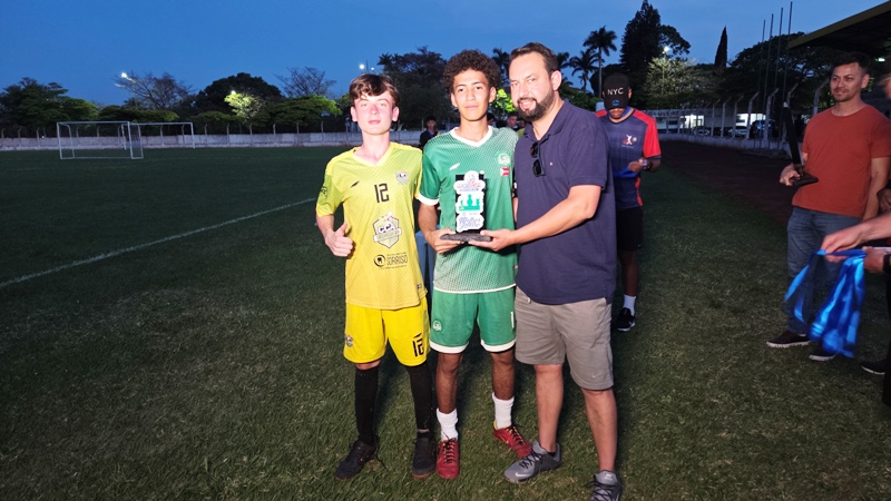 Ponta Porã: Tucanos de Antônio João foi o grande campeão da "Ponta Cup de futebol sub 15"