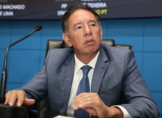 Category "Esportes" com ad especifico contratado