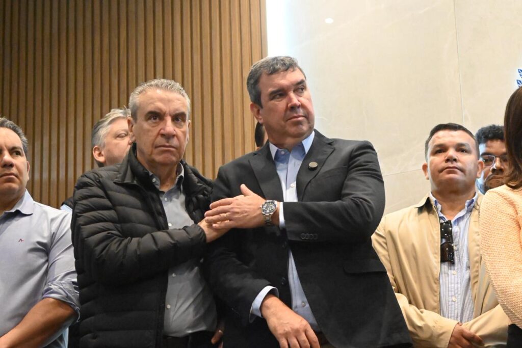 Ponta Porã: Com Riedel e Tebet, Paulo Corrêa assina convênio de R$ 51,6 milhões para Ponta Porã