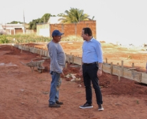 Coronel David visita associação esportiva em Três Lagoas, anuncia emenda para transporte de crianças e reforça compromisso com segurança e saúde Coronel David visita associação esportiva em Três Lagoas, anuncia emenda para transporte de crianças e reforça compromisso com segurança e saúde