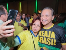 Coronel David exalta chegada de Reinaldo Azambuja ao PL e homenageia Jair Bolsonaro Coronel David exalta chegada de Reinaldo Azambuja ao PL e homenageia Jair Bolsonaro