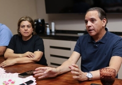 Coronel David anuncia em Amambai investimento para Hospital do Câncer e recebe homenagem do Projeto Florestinha