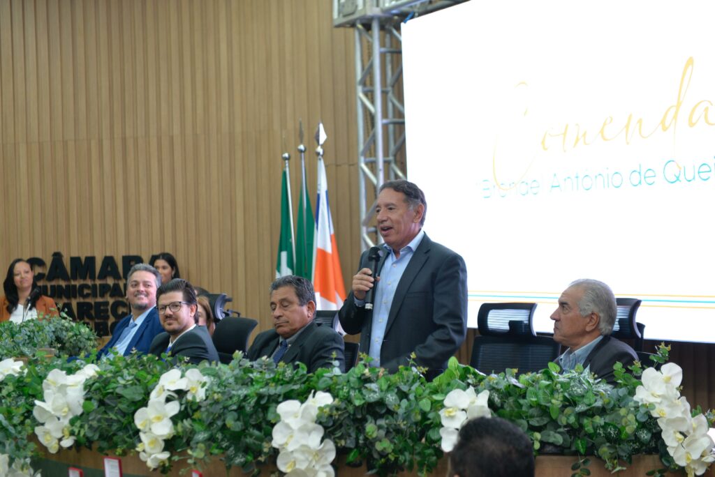 Gerson Claro é homenageado com título de Cidadão Aparecidense pela Câmara Municipal