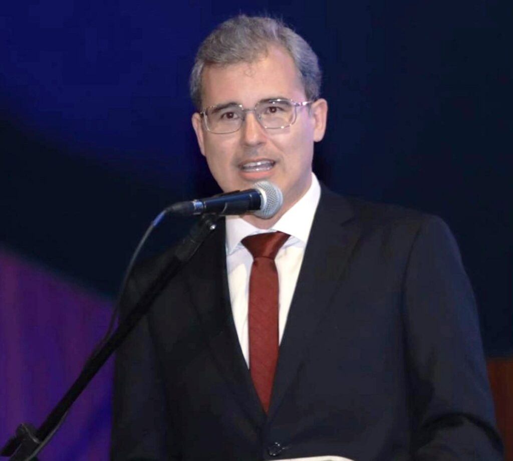 Confira os aniversariantes desse dia 26/09/25, por Dora Nunes