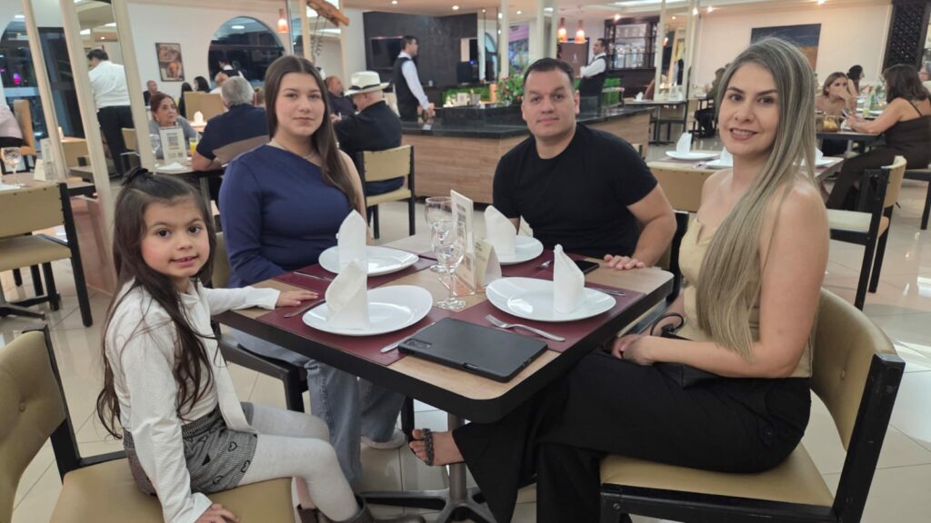 Edu Arnas é o novo chef do restaurante do Hotel Casino Amambay Edu Arnas é o novo chef do restaurante do Hotel Casino Amambay