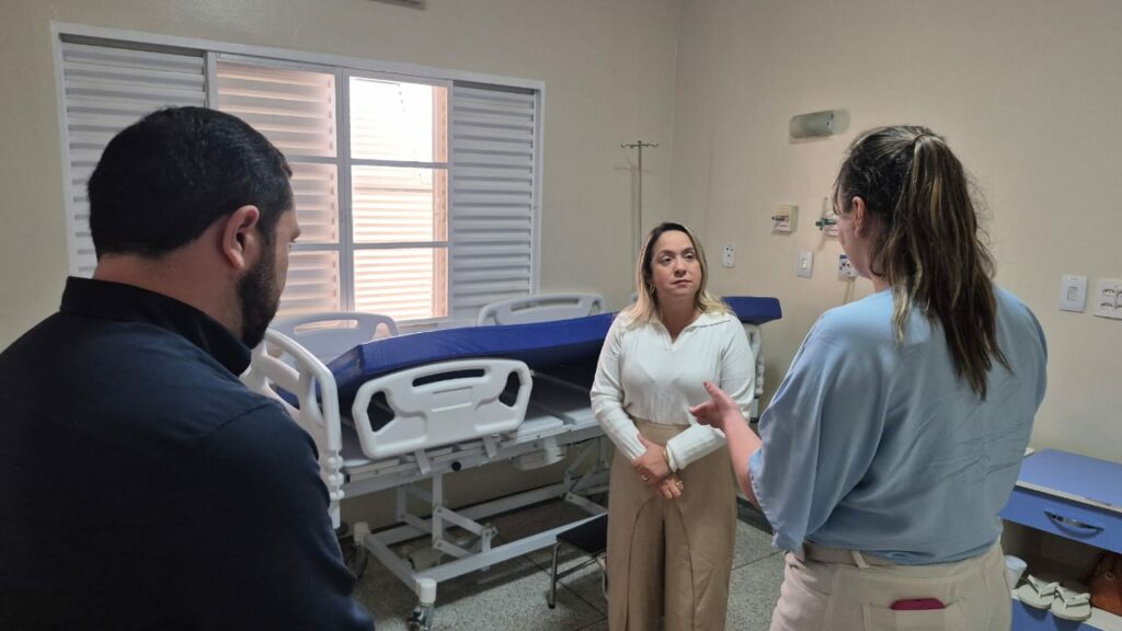 Lia Nogueira entrega equipamentos ao Hospital de Cirurgia Lia Nogueira entrega equipamentos ao Hospital de Cirurgia