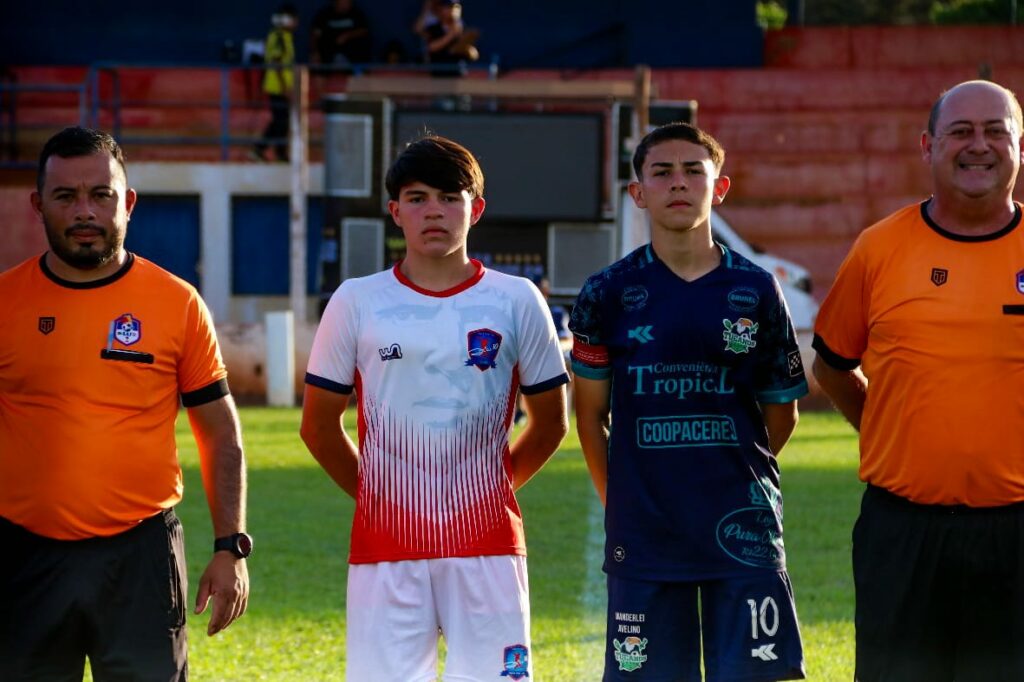 Ponta Porã: Tucanos de Antônio João foi o grande campeão da "Ponta Cup de futebol sub 15"