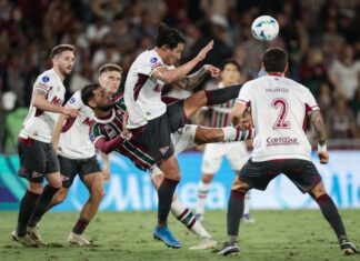 Category "Esportes" com ad especifico contratado