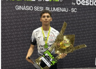 Category "Esportes" com ad especifico contratado