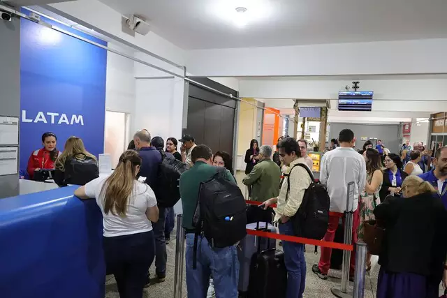 Aeroporto tem 3.184 passageiros no primeiro mês de retomada de voos Aeroporto tem 3.184 passageiros no primeiro mês de retomada de voos