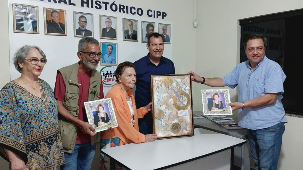 Embaixatriz da Arte e Cultura Fronteiriça, Maria Bonita Rodrigues Georges lança livro no Clube de Imprensa de Ponta Porã Embaixatriz da Arte e Cultura Fronteiriça, Maria Bonita Rodrigues Georges lança livro no Clube de Imprensa de Ponta Porã