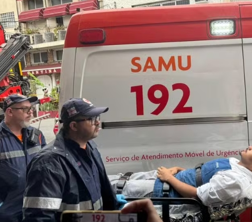 Parte do restaurante do chef Fogaça desaba no Centro de SP, uma pessoa morreu Parte do restaurante do chef Fogaça desaba no Centro de SP, uma pessoa morreu