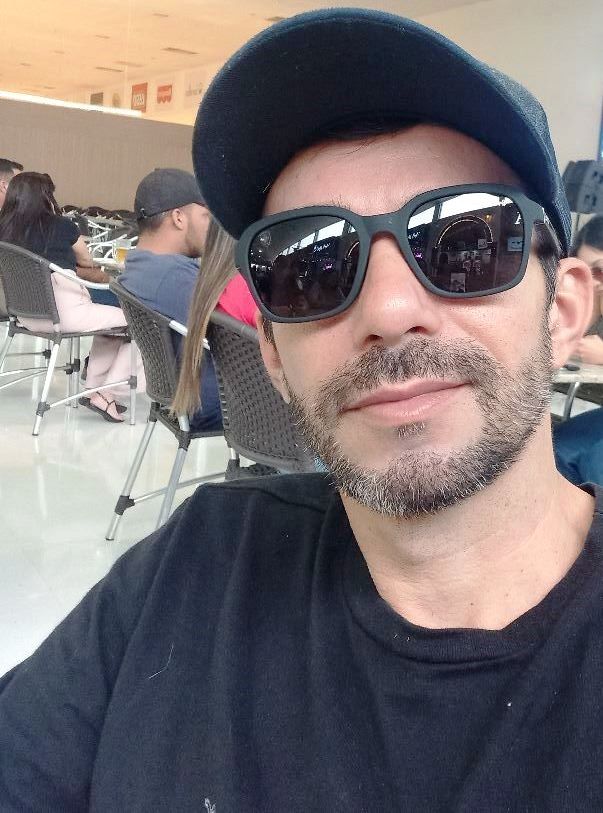 Saiba quem faz aniversário hoje, dia 27/10/25, por Dora Nunes