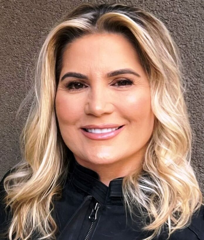 Cris Bertolo