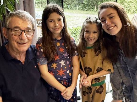 Saiba quem faz aniversário hoje, dia 17/10/25, por Dora Nunes Saiba quem faz aniversário hoje, dia 17/10/25, por Dora Nunes
