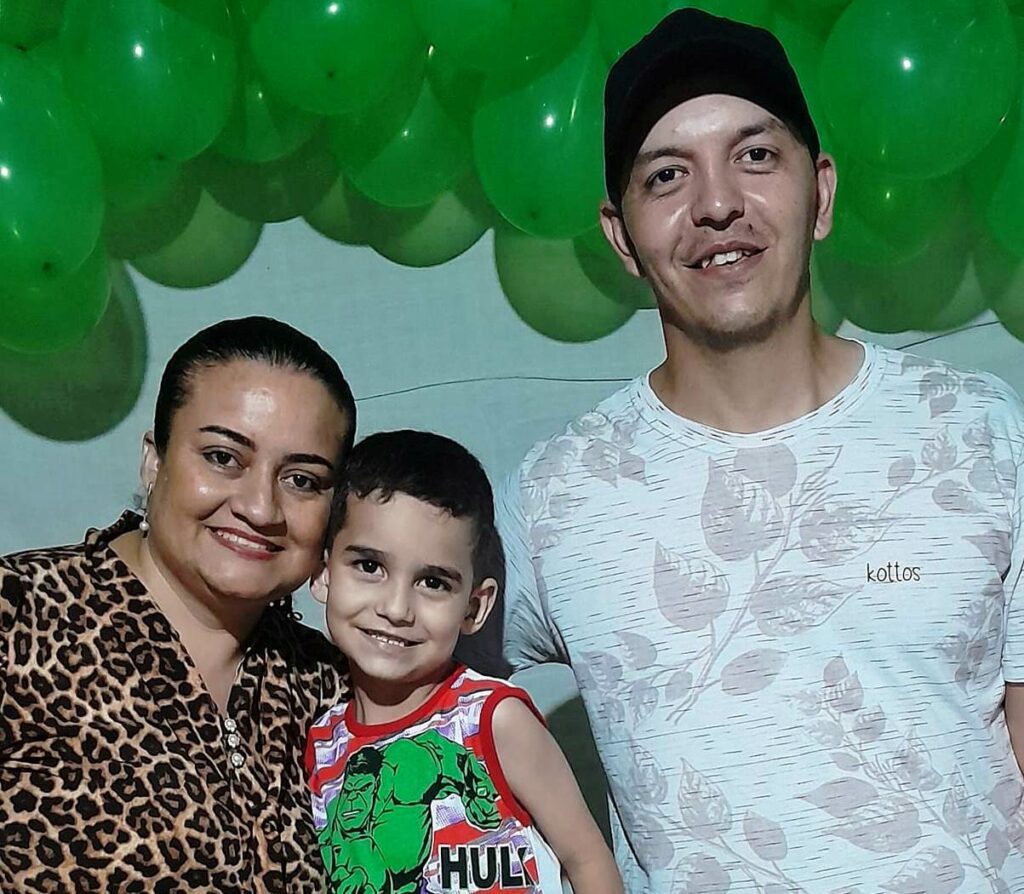 Confira os aniversariantes desse dia 02/10/25, por Dora Nunes