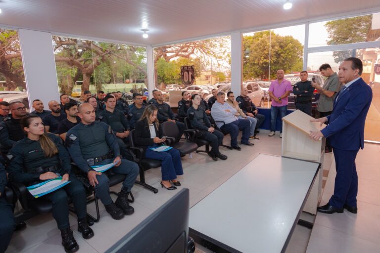 Coronel David visita 10ª CIPM, destaca ato heroico de policiais militares e lembra conquista histórica da PM com a Lei da Presunção de Inocência Coronel David visita 10ª CIPM, destaca ato heroico de policiais militares e lembra conquista histórica da PM com a Lei da Presunção de Inocência