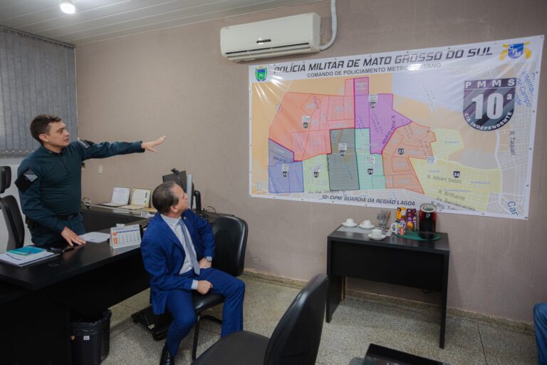 Coronel David visita 10ª CIPM, destaca ato heroico de policiais militares e lembra conquista histórica da PM com a Lei da Presunção de Inocência Coronel David visita 10ª CIPM, destaca ato heroico de policiais militares e lembra conquista histórica da PM com a Lei da Presunção de Inocência