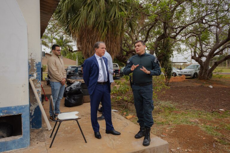 Coronel David visita 10ª CIPM, destaca ato heroico de policiais militares e lembra conquista histórica da PM com a Lei da Presunção de Inocência Coronel David visita 10ª CIPM, destaca ato heroico de policiais militares e lembra conquista histórica da PM com a Lei da Presunção de Inocência