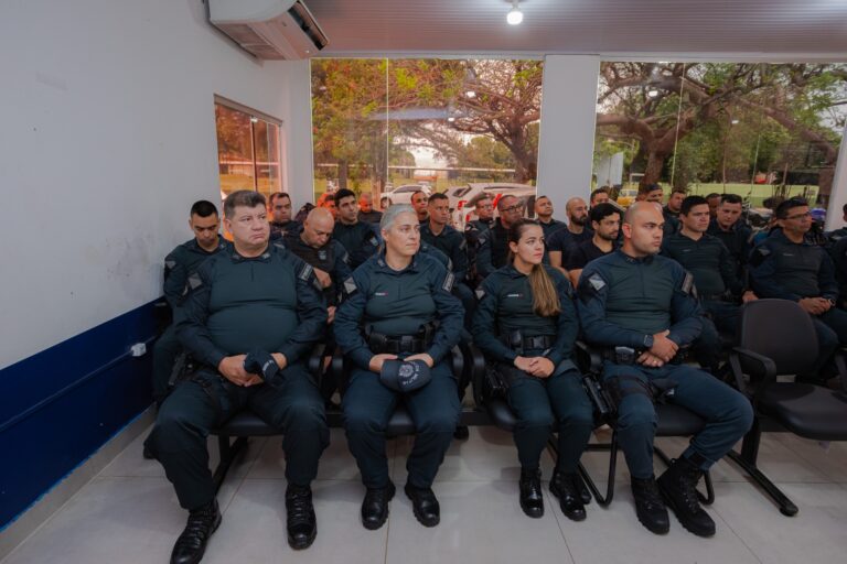 Coronel David visita 10ª CIPM, destaca ato heroico de policiais militares e lembra conquista histórica da PM com a Lei da Presunção de Inocência Coronel David visita 10ª CIPM, destaca ato heroico de policiais militares e lembra conquista histórica da PM com a Lei da Presunção de Inocência