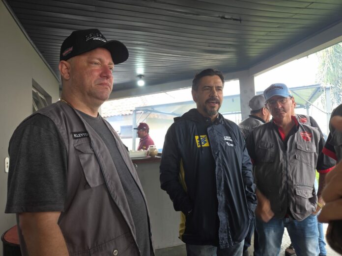 6c4fbd48-7be1-4208-9e03-557d1cf09313