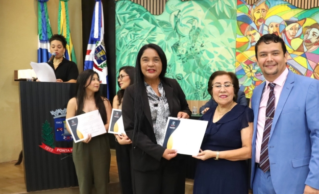 Câmara Municipal de Ponta Porã homenageia a Universidade Central do Paraguai em Pedro Juan Câmara Municipal de Ponta Porã homenageia a Universidade Central do Paraguai em Pedro Juan