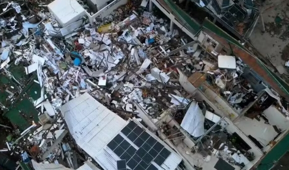 Tornado que devastou cidade no Paraná e deixou cinco mortos teve ventos de 250 km/h Tornado que devastou cidade no Paraná e deixou cinco mortos teve ventos de 250 km/h