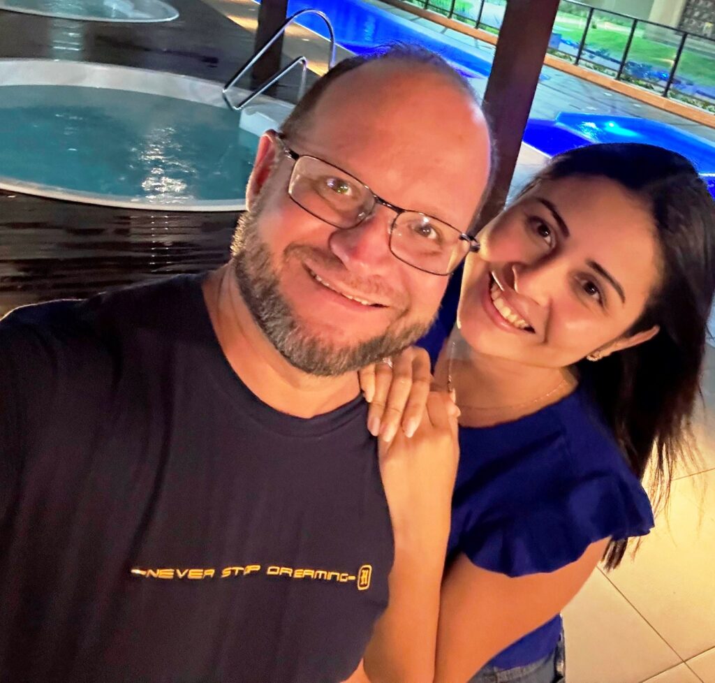 Confira os aniversariantes desse dia 13/11/25, por Dora Nunes