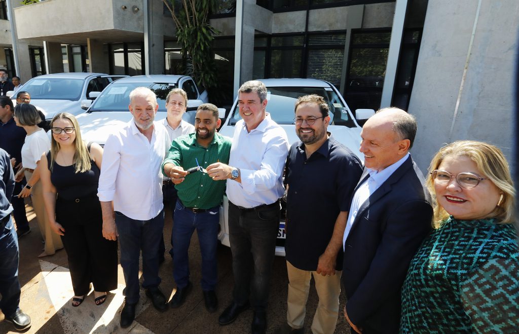 Para fortalecer ações de vigilância em saúde, Governo de MS entrega veículos para 14 municípios Para fortalecer ações de vigilância em saúde, Governo de MS entrega veículos para 14 municípios