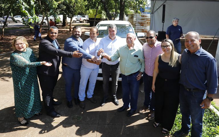 Para fortalecer ações de vigilância em saúde, Governo de MS entrega veículos para 14 municípios Para fortalecer ações de vigilância em saúde, Governo de MS entrega veículos para 14 municípios