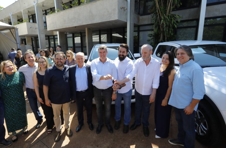 Para fortalecer ações de vigilância em saúde, Governo de MS entrega veículos para 14 municípios Para fortalecer ações de vigilância em saúde, Governo de MS entrega veículos para 14 municípios