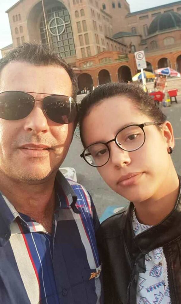 Saiba quem faz aniversário hoje, dia 24/11/25, por Dora Nunes