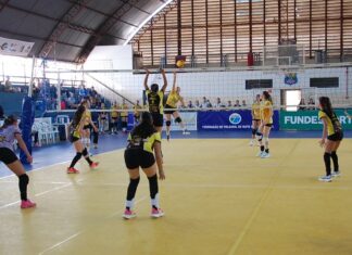 Category "Esportes" com ad especifico contratado