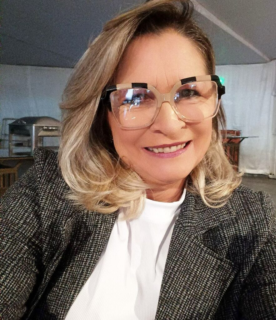 Saiba quem faz aniversário hoje, dia 30/11/25, por Dora Nunes Saiba quem faz aniversário hoje, dia 30/11/25, por Dora Nunes