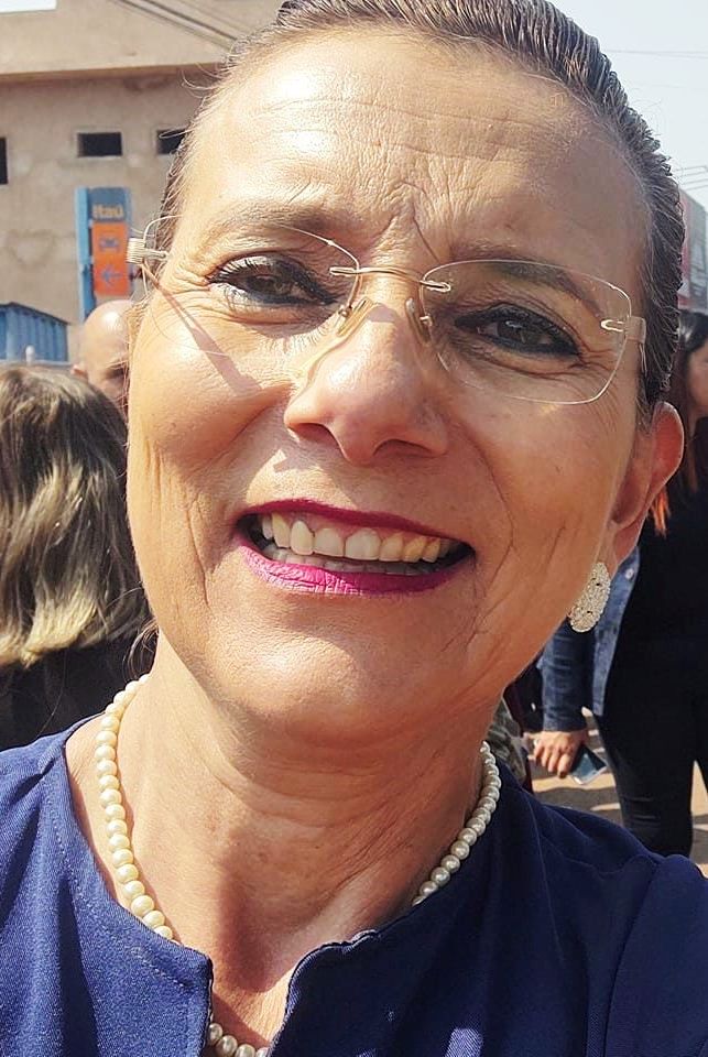 Saiba quem faz aniversário hoje, dia 08/11/25, por Dora Nunes