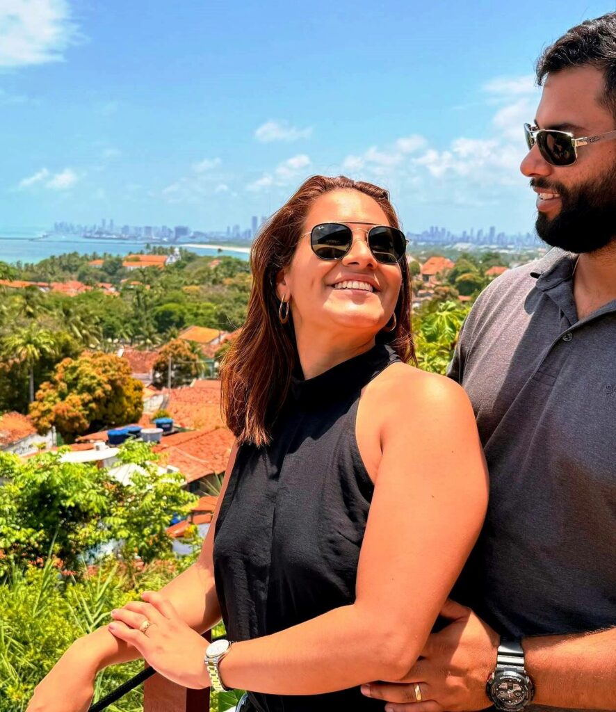 Saiba quem faz aniversário hoje, dia 02/11/25, por Dora Nunes Saiba quem faz aniversário hoje, dia 02/11/25, por Dora Nunes